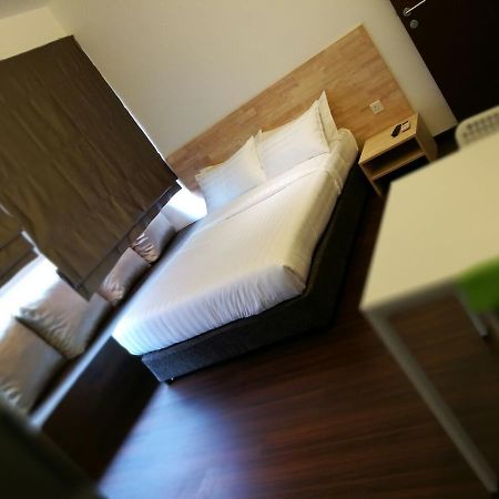 Coffea Garden Cafe & Stay Malacca Extérieur photo